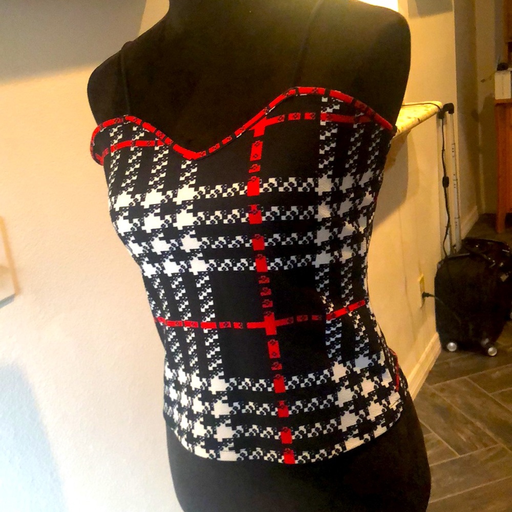 Tank - Picture 2 of 3